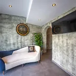Emara Boutique Kavaje