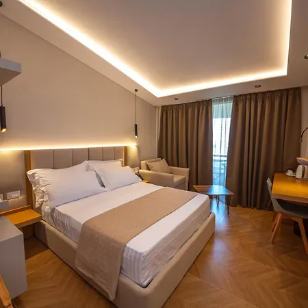 Emara Boutique Hotel 4*