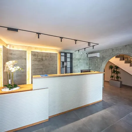 Emara Boutique Kavaja