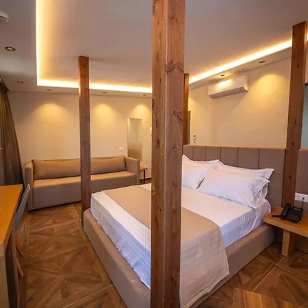 Emara Boutique Hotel 4*