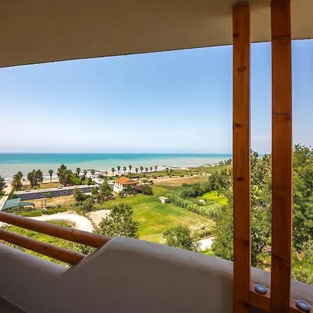 Emara Boutique Hotel 4*