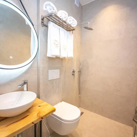 Hotel Emara Boutique 4*