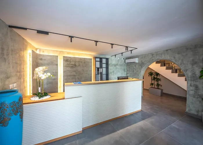 Emara Boutique Kavaja